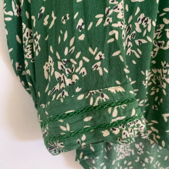 Ba&sh Green Floral Women's Top - Picture 3 of 6